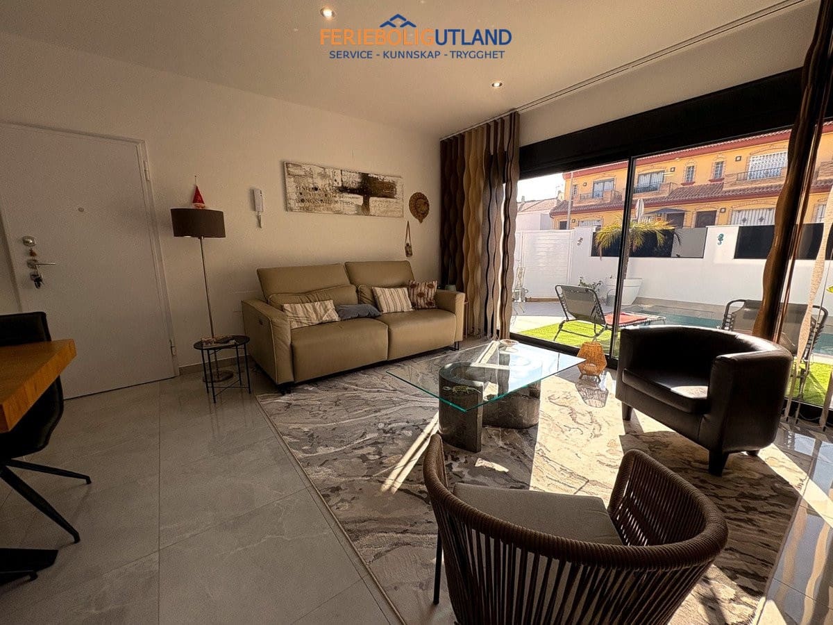 3 soveværelse Villa til salg i San Pedro del Pinatar med swimmingpool garage - € 390.000 (Ref: 10006941)