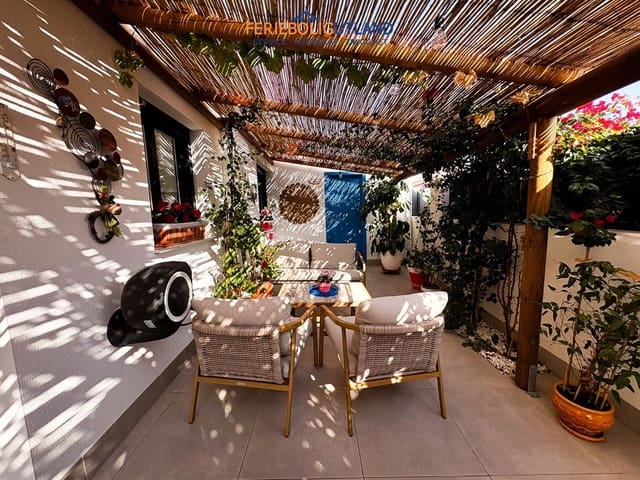 3 soveværelse Villa til salg i San Pedro del Pinatar ciudad, San Pedro del Pinatar med swimmingpool garage - € 390.000 (Ref: 10006941)