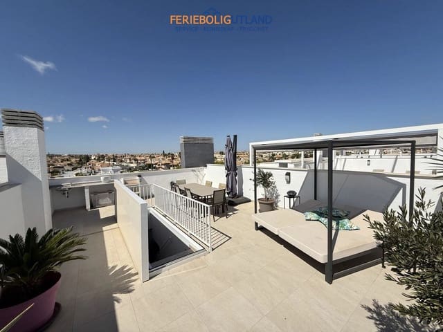 2 slaapkamer Penthouse te koop in Playa Flamenca, Orihuela met zwembad garage - € 489.000 (Ref: 10006945)