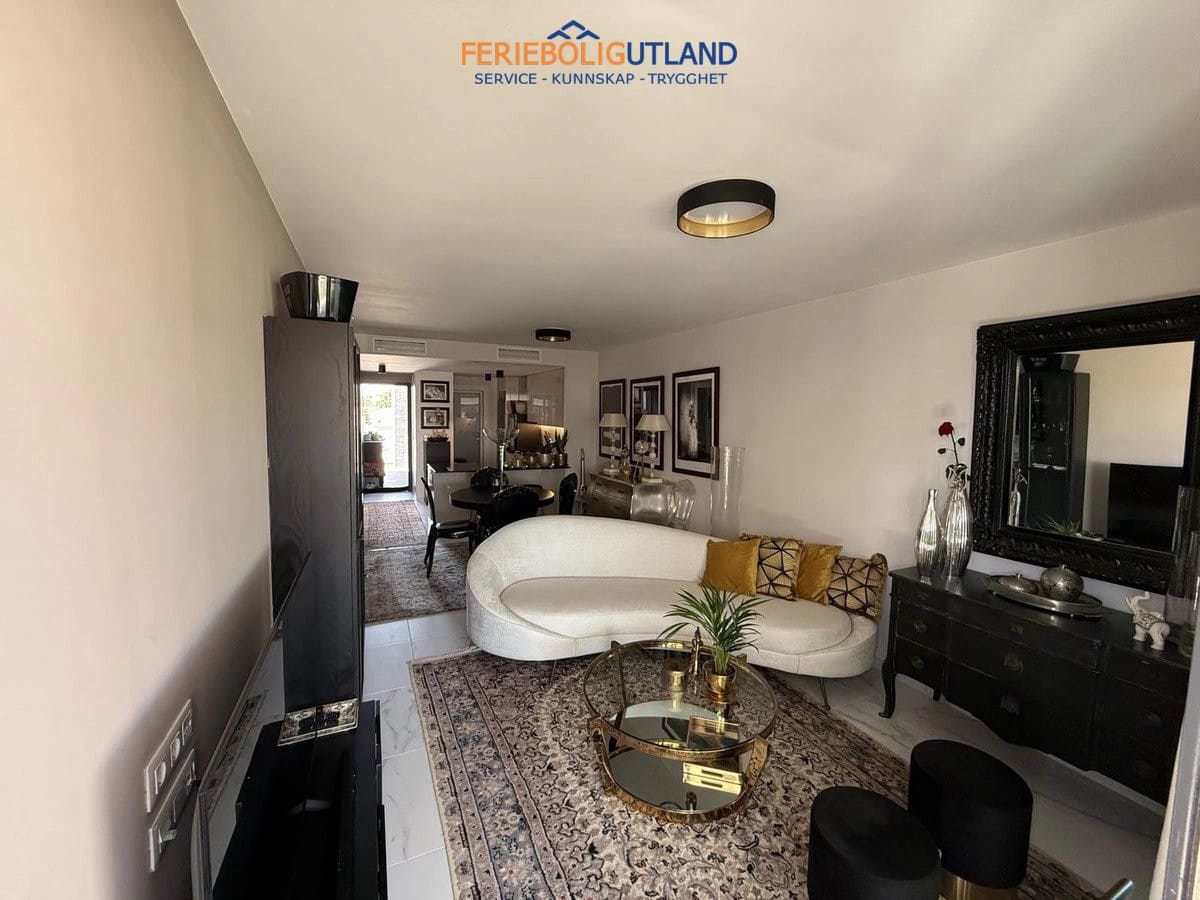 2 slaapkamer Penthouse te koop in Playa Flamenca met zwembad garage - € 489.000 (Ref: 10006945)