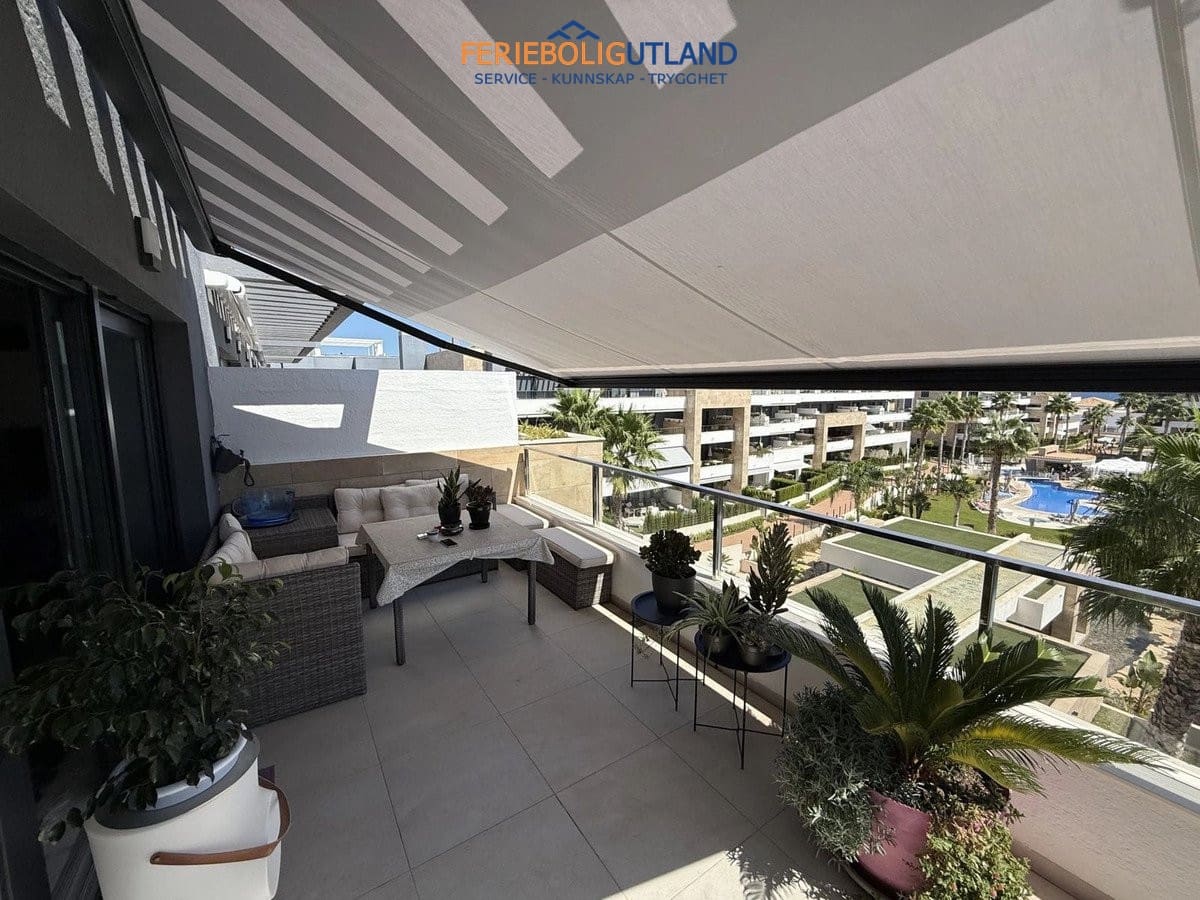 2 slaapkamer Penthouse te koop in Playa Flamenca met zwembad garage - € 489.000 (Ref: 10006945)