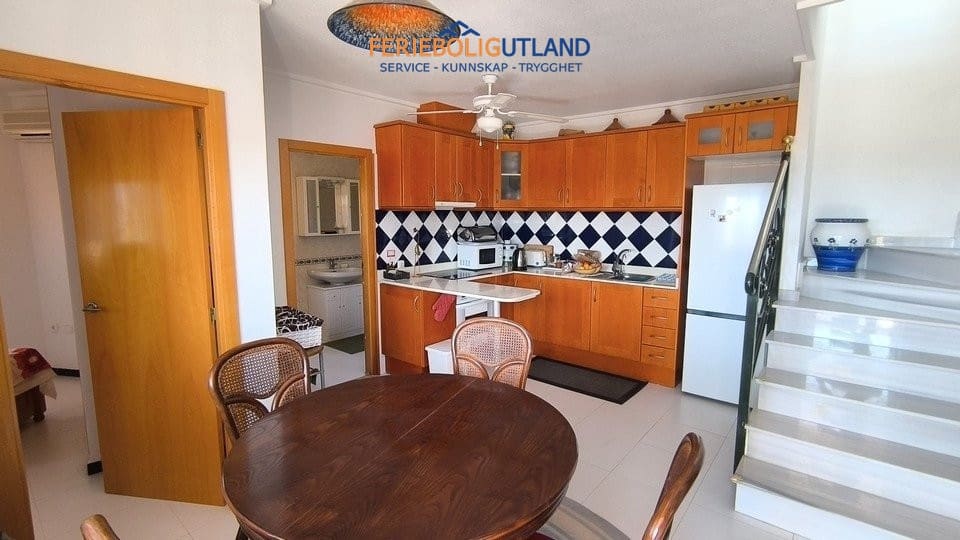 3 sovrum Hus till salu i Ciudad Quesada med pool - 290 000 € (Ref: 10006949)