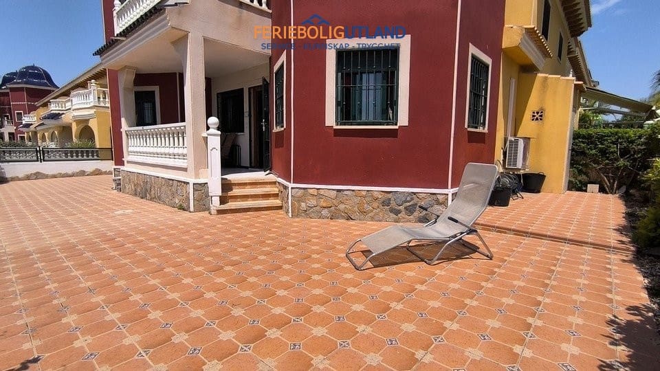 3 sovrum Hus till salu i Ciudad Quesada med pool - 290 000 € (Ref: 10006949)