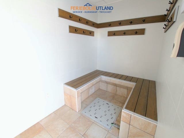 2 bedroom Apartment for sale in Villamartin, Orihuela with pool garage - € 289,000 (Ref: 10006950)
