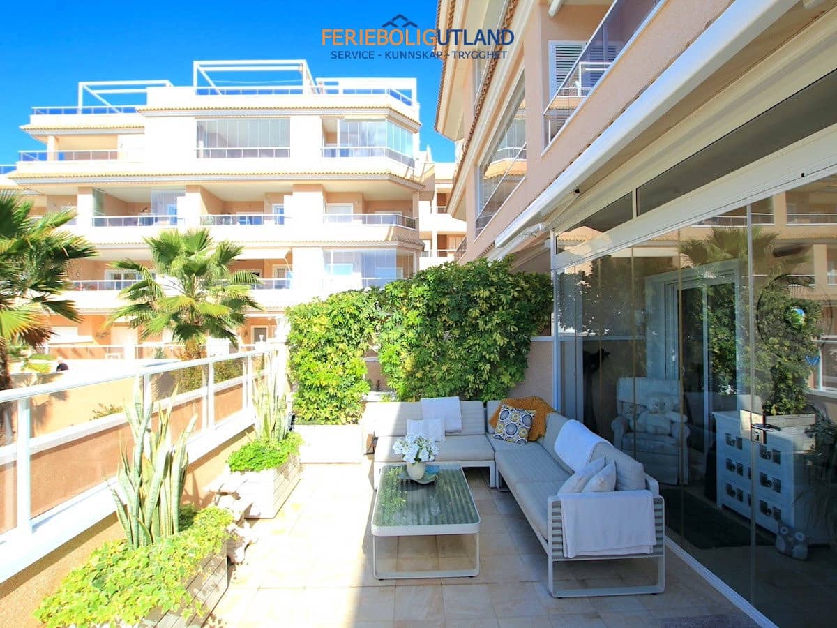 2 bedroom Apartment for sale in Villamartin with pool garage - € 289,000 (Ref: 10006950)