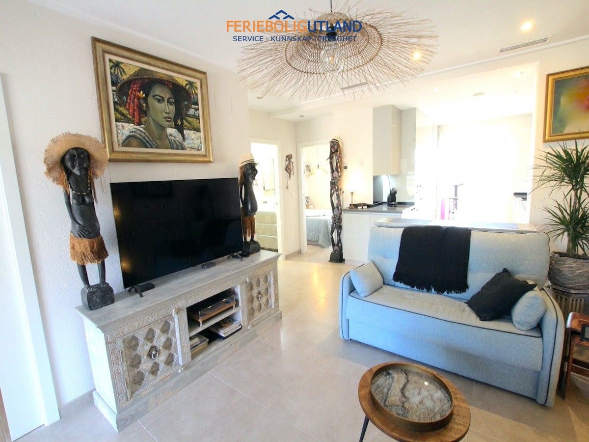 2 bedroom Apartment for sale in Villamartin with pool garage - € 289,000 (Ref: 10006950)