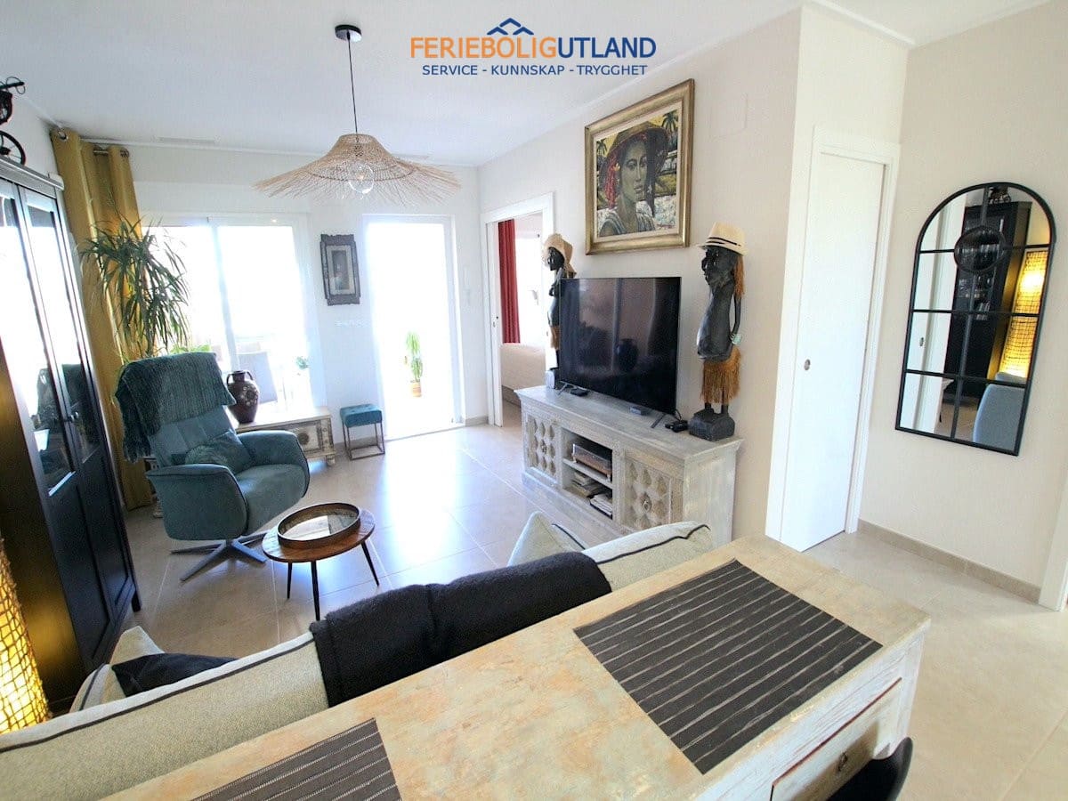 2 bedroom Apartment for sale in Villamartin with pool garage - € 289,000 (Ref: 10006950)