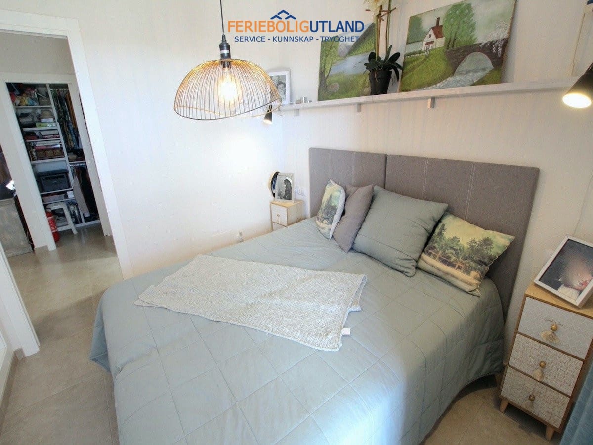 2 bedroom Apartment for sale in Villamartin with pool garage - € 289,000 (Ref: 10006950)