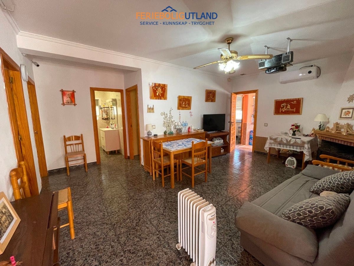 3 sypialnia Willa na sprzedaż w Ciudad Quesada z basenem garażem - 460 000 € (Ref: 10006951)