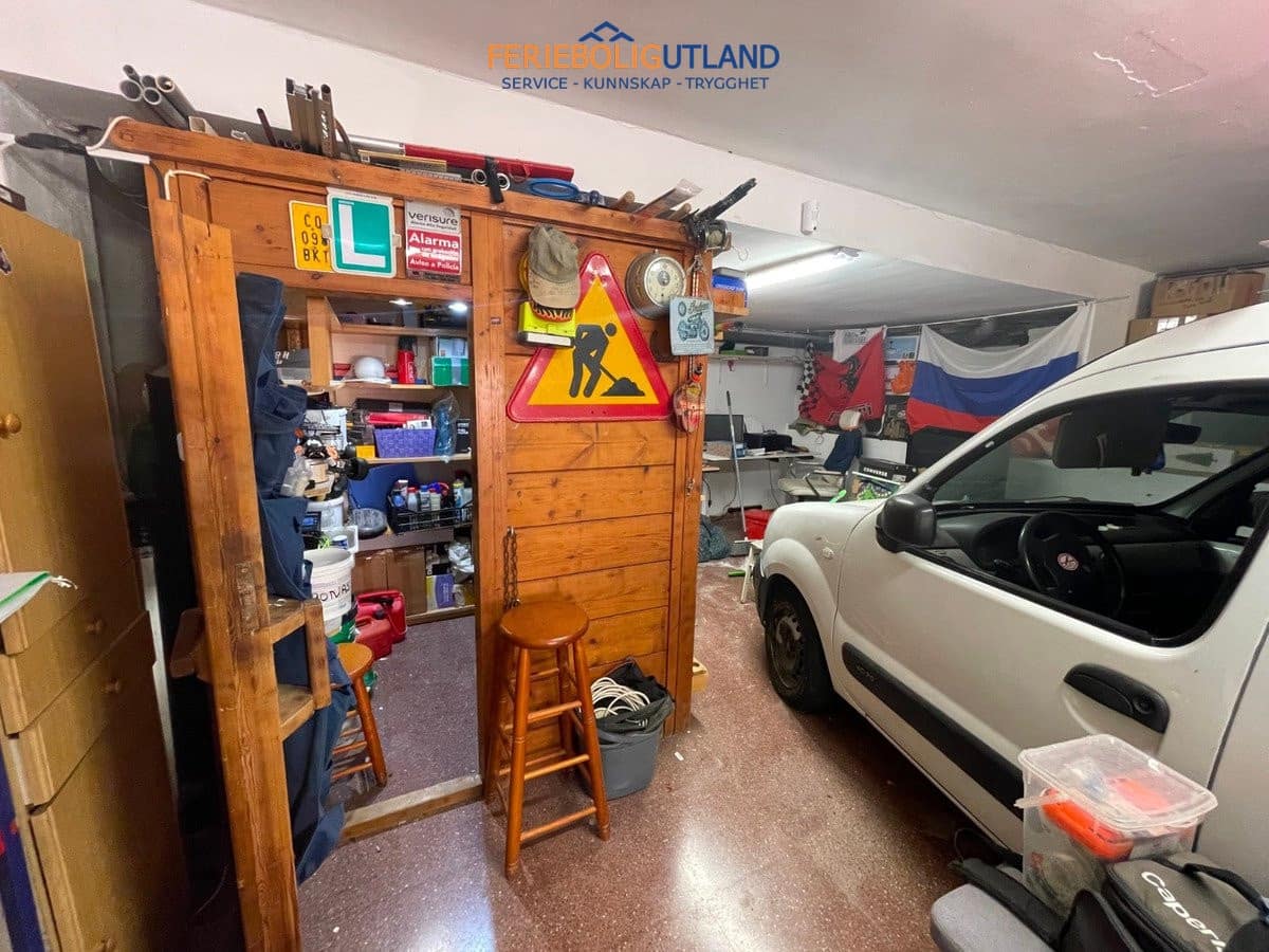 4 soveværelse Villa til salg i Guardamar del Segura med swimmingpool garage - € 410.000 (Ref: 10006952)