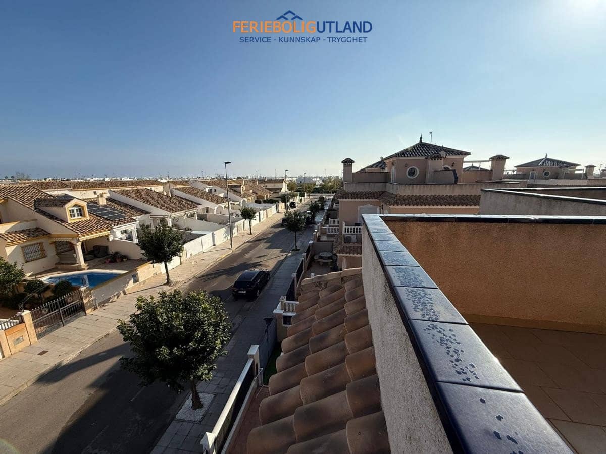 Pareado de 2 habitaciones en Torre de la Horadada en venta con piscina garaje - 254.900 € (Ref: 10006953)
