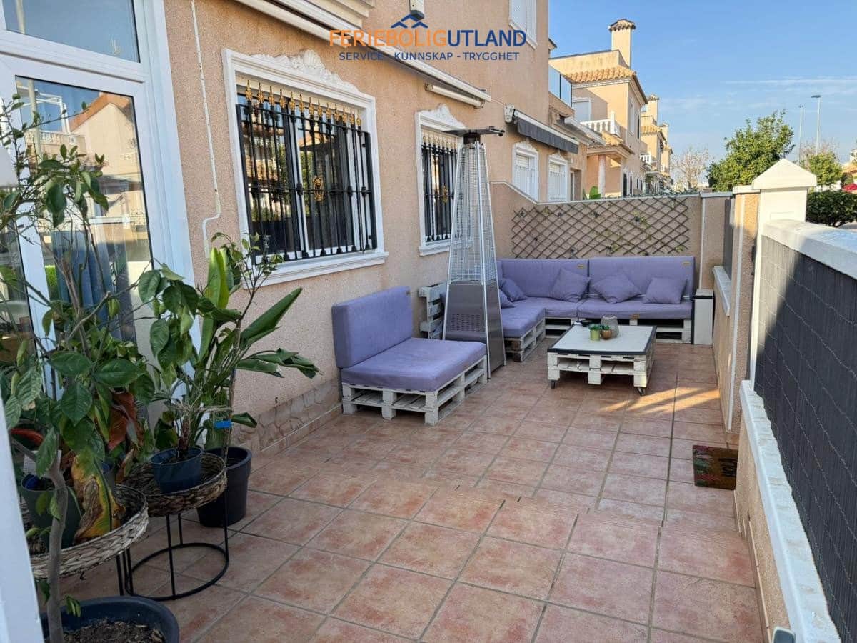 Pareado de 2 habitaciones en Torre de la Horadada en venta con piscina garaje - 254.900 € (Ref: 10006953)