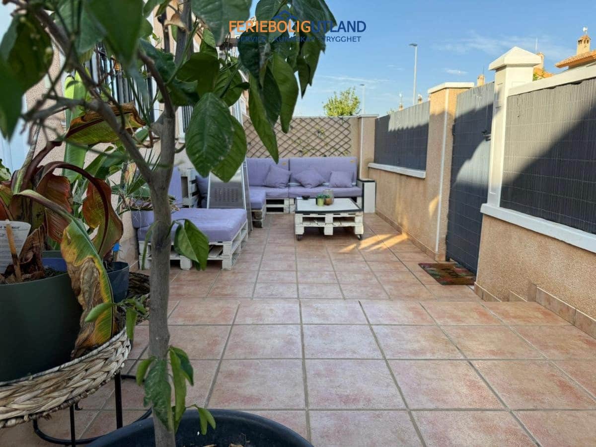 Pareado de 2 habitaciones en Torre de la Horadada en venta con piscina garaje - 254.900 € (Ref: 10006953)