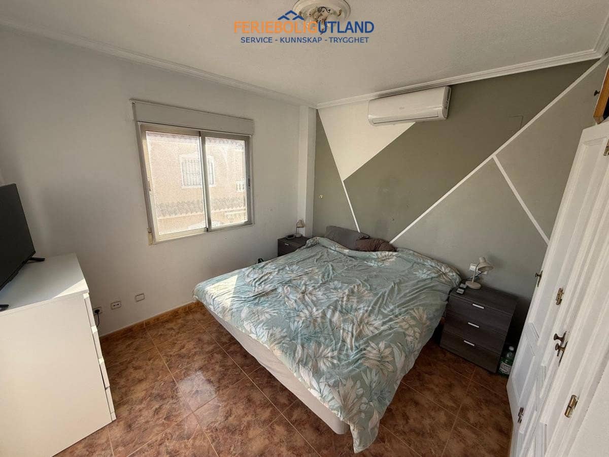 Pareado de 2 habitaciones en Torre de la Horadada en venta con piscina garaje - 254.900 € (Ref: 10006953)