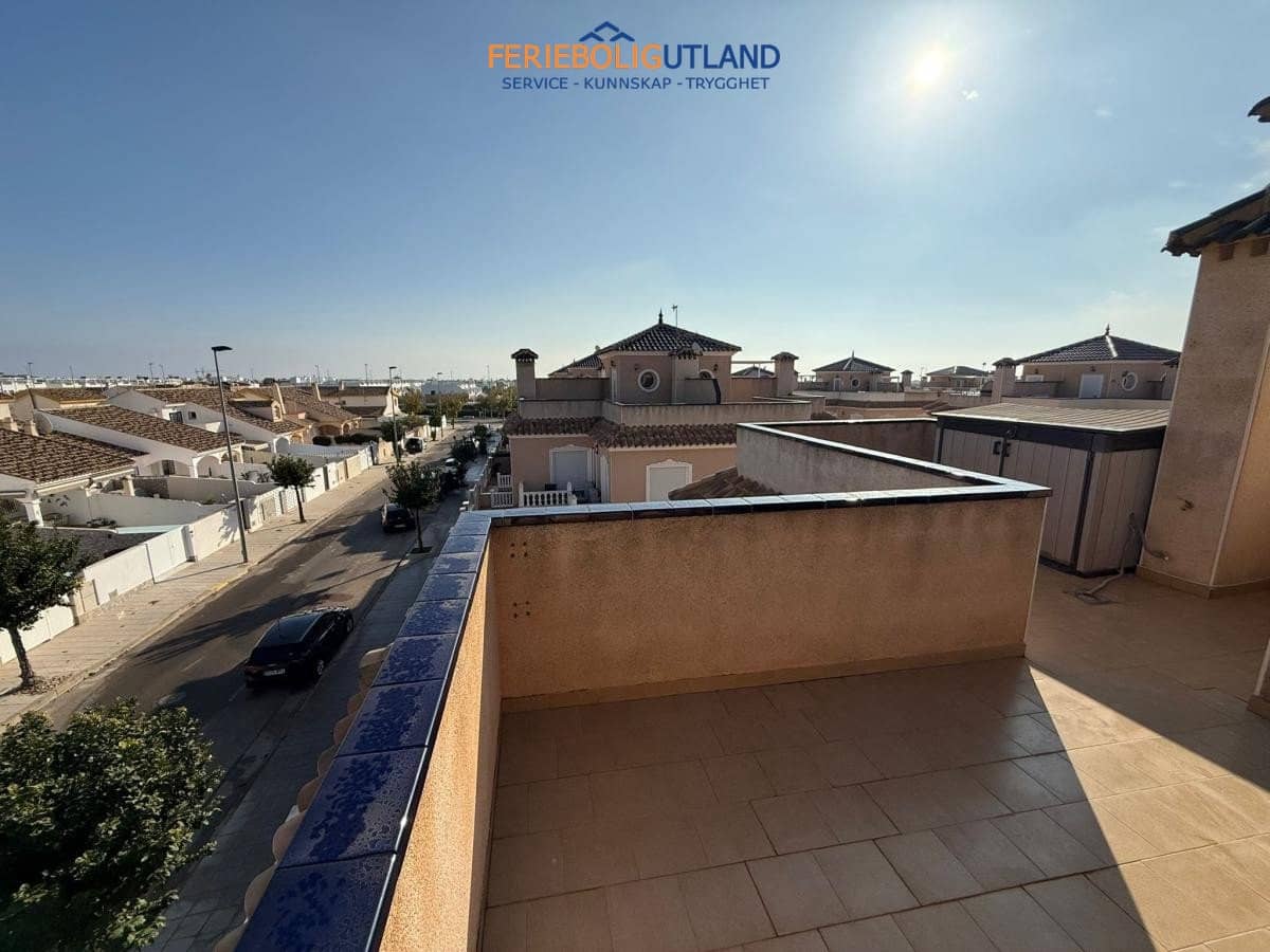 Pareado de 2 habitaciones en Torre de la Horadada en venta con piscina garaje - 254.900 € (Ref: 10006953)