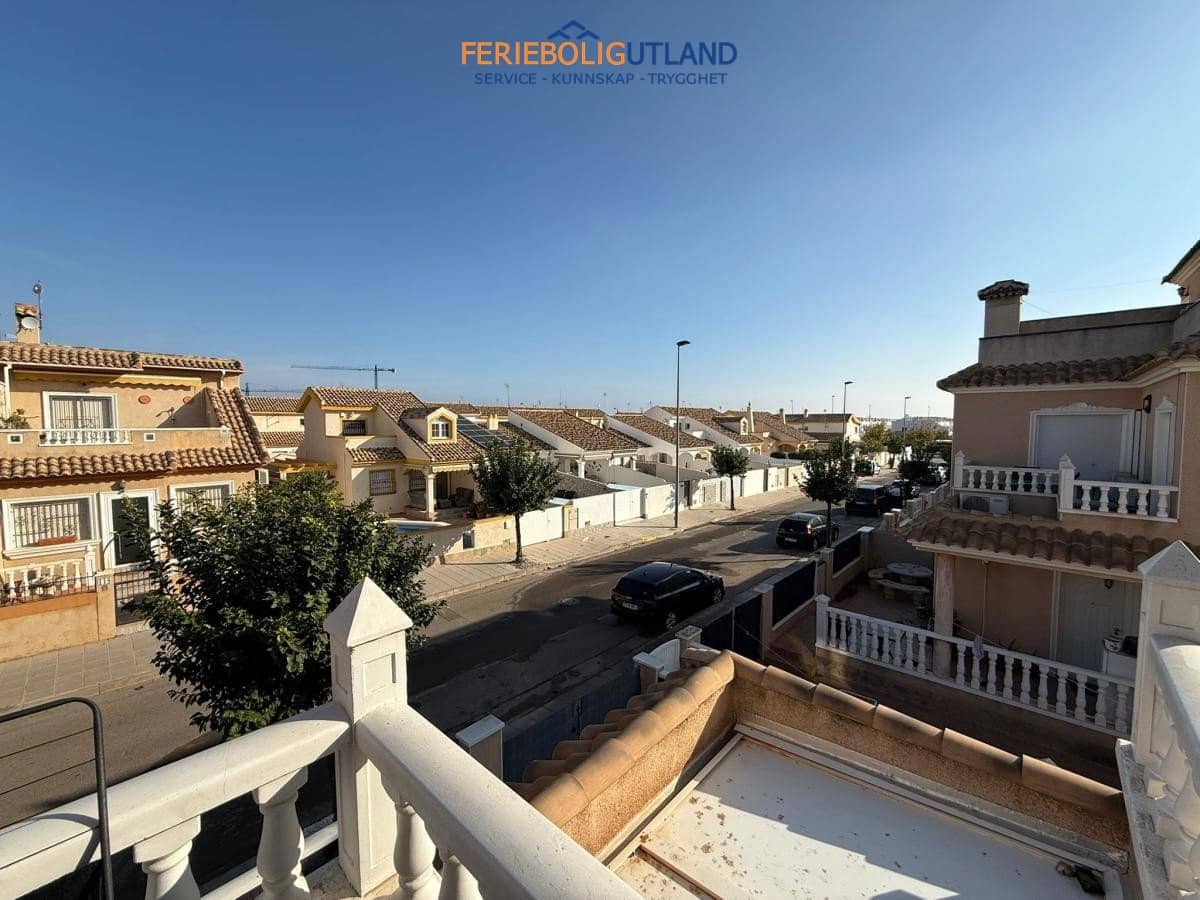 Pareado de 2 habitaciones en Torre de la Horadada en venta con piscina garaje - 254.900 € (Ref: 10006953)