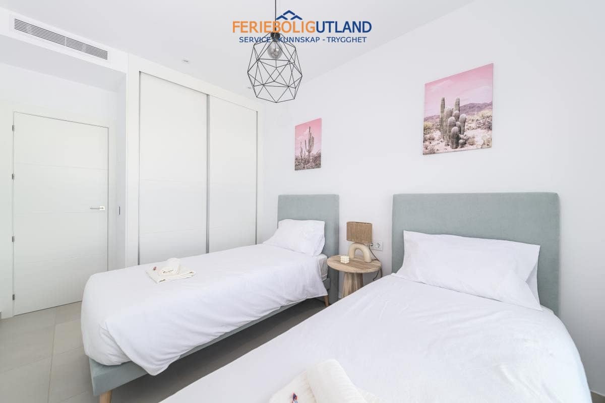 3 bedroom Apartment for sale in Pilar de la Horadada with pool garage - € 285,000 (Ref: 10006954)