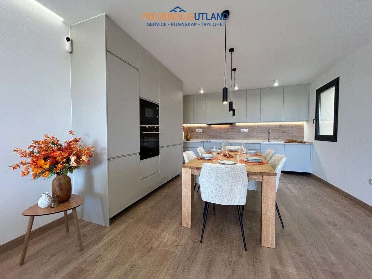 3 slaapkamer Huis te koop in Dolores met zwembad garage - € 395.000 (Ref: 10006956)