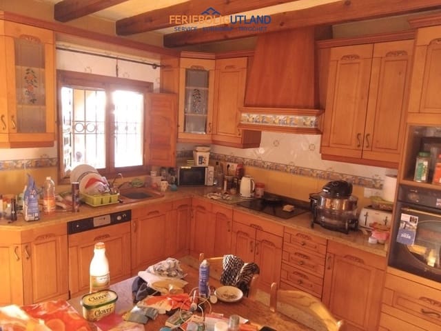 5 Zimmer Villa zu verkaufen in Dolores mit Pool Garage - 550.000 € (Ref: 10006957)
