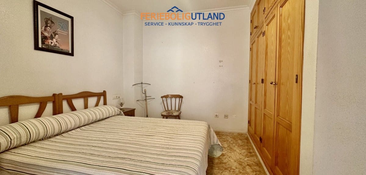 2 soverom Leilighet til salgs i Torrevieja - € 149 000 (Ref: 10006958)