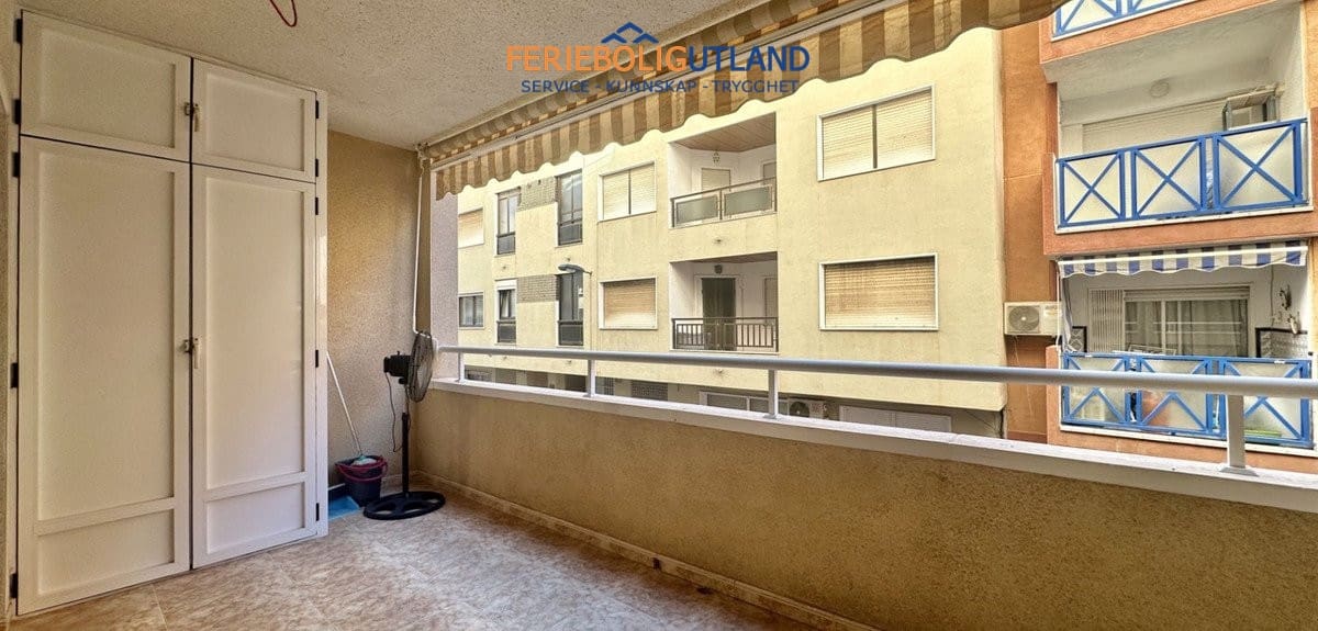 2 soverom Leilighet til salgs i Torrevieja - € 149 000 (Ref: 10006958)