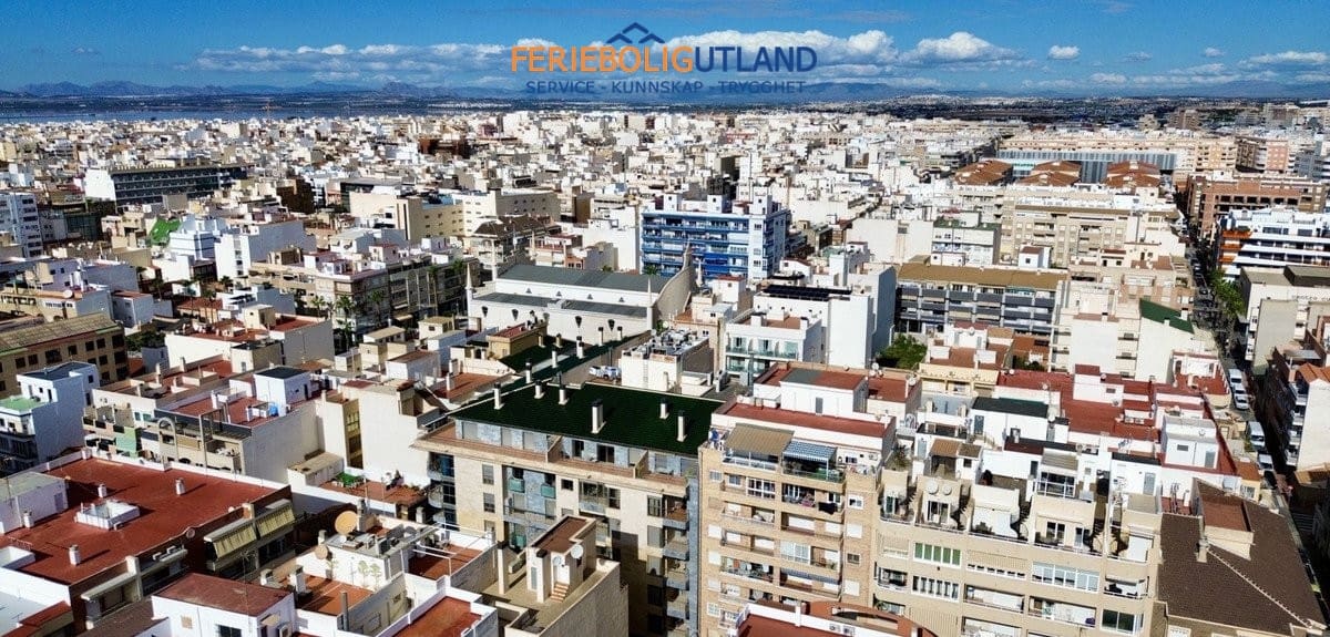2 soverom Leilighet til salgs i Torrevieja - € 149 000 (Ref: 10006958)