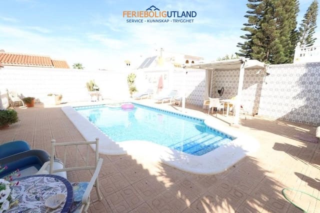 3 slaapkamer Villa te koop in El Chaparral, Torrevieja met zwembad garage - € 479.000 (Ref: 10006961)