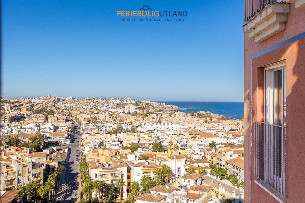 3 soverom Leilighet til salgs i Torrevieja med svømmebasseng - € 259 000 (Ref: 10006967)