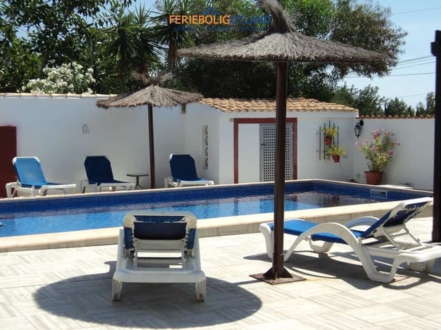 9 Zimmer Villa zu verkaufen in Cabo Roig, Orihuela mit Pool Garage - 674.000 € (Ref: 10006968)