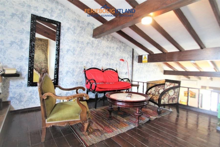 9 Zimmer Villa zu verkaufen in Cabo Roig mit Pool Garage - 674.000 € (Ref: 10006968)