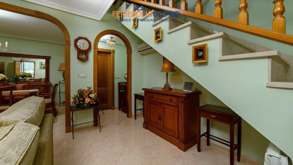 2 sypialnia Willa na sprzedaż w Los Balcones z basenem garażem - 290 000 € (Ref: 10006969)