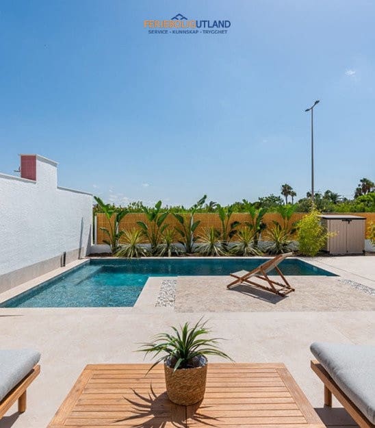 3 slaapkamer Halfvrijstaande villa te koop in Dolores met zwembad garage - € 459.900 (Ref: 10006970)