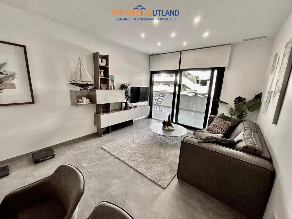 2 sypialnia Apartament na sprzedaż w Playa Flamenca z basenem - 420 000 € (Ref: 10006975)