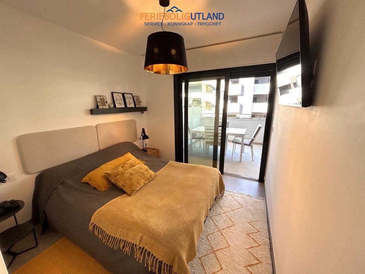 2 sypialnia Apartament na sprzedaż w Playa Flamenca z basenem - 420 000 € (Ref: 10006975)