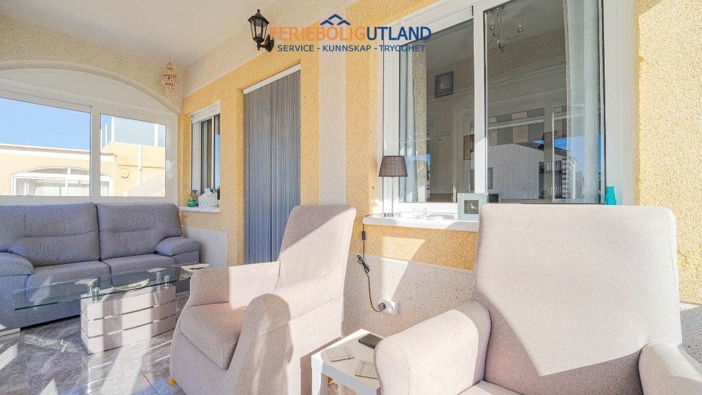 2 soverom Villa til salgs i Los Altos med svømmebasseng garasje - € 245 000 (Ref: 10006976)