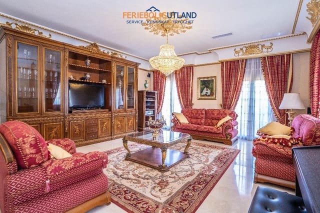7 slaapkamer Villa te koop in Dehesa de Campoamor, Orihuela met zwembad garage - € 1.500.000 (Ref: 10006977)