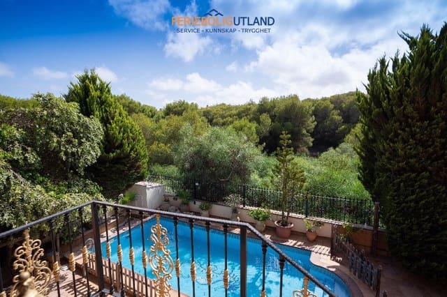 7 slaapkamer Villa te koop in Dehesa de Campoamor, Orihuela met zwembad garage - € 1.500.000 (Ref: 10006977)