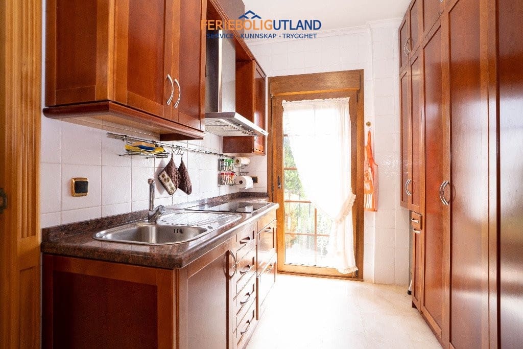 7 slaapkamer Villa te koop in Campoamor met zwembad garage - € 1.500.000 (Ref: 10006977)