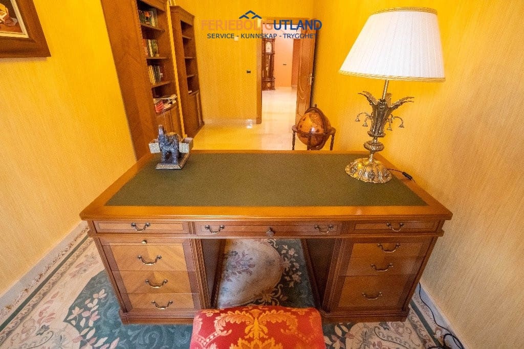 7 slaapkamer Villa te koop in Campoamor met zwembad garage - € 1.500.000 (Ref: 10006977)