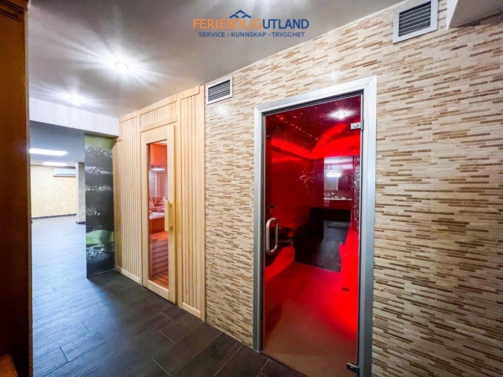 5 sypialnia Willa na sprzedaż w La Mata z basenem garażem - 1 170 000 € (Ref: 10006978)