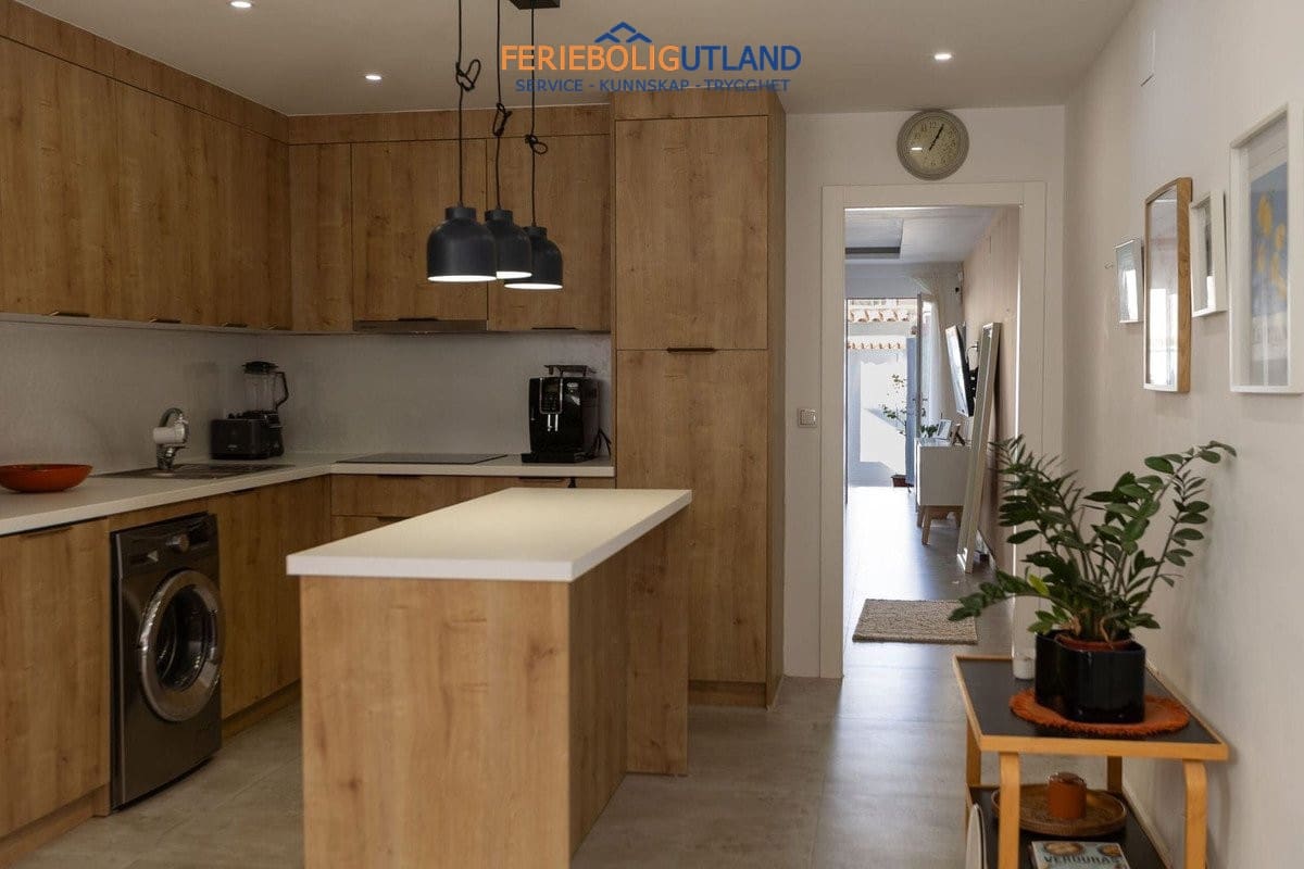 3 soveværelse Byhus til salg i Torrevieja med garage - € 205.000 (Ref: 10006979)