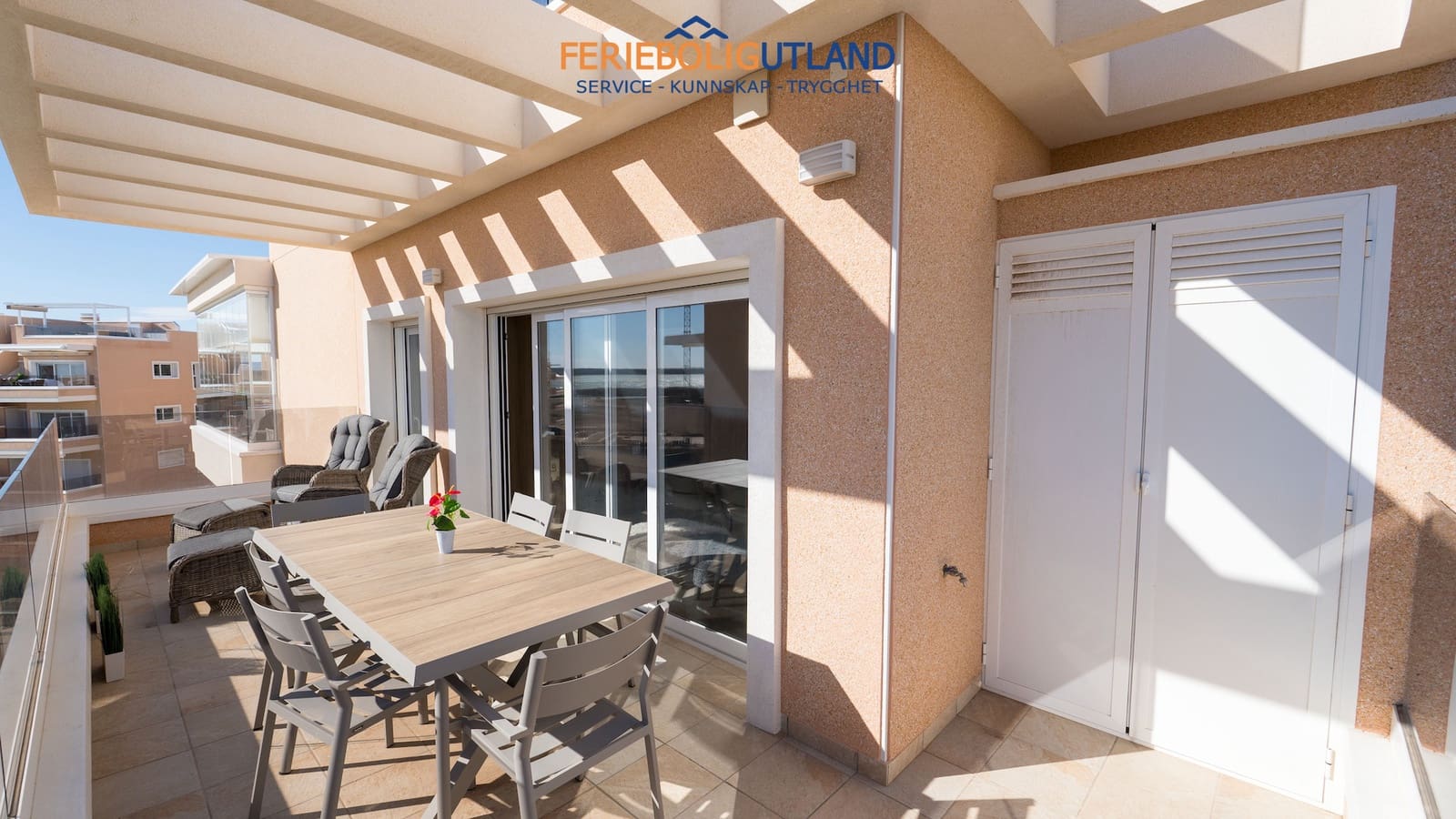 Ático de 3 habitaciones en El Raso en venta con piscina garaje - 379.000 € (Ref: 10006983)
