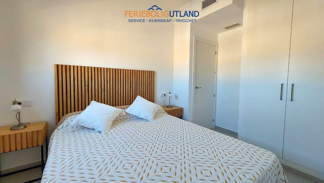 Ático de 3 habitaciones en San Miguel de Salinas en venta con piscina garaje - 390.000 € (Ref: 10006988)