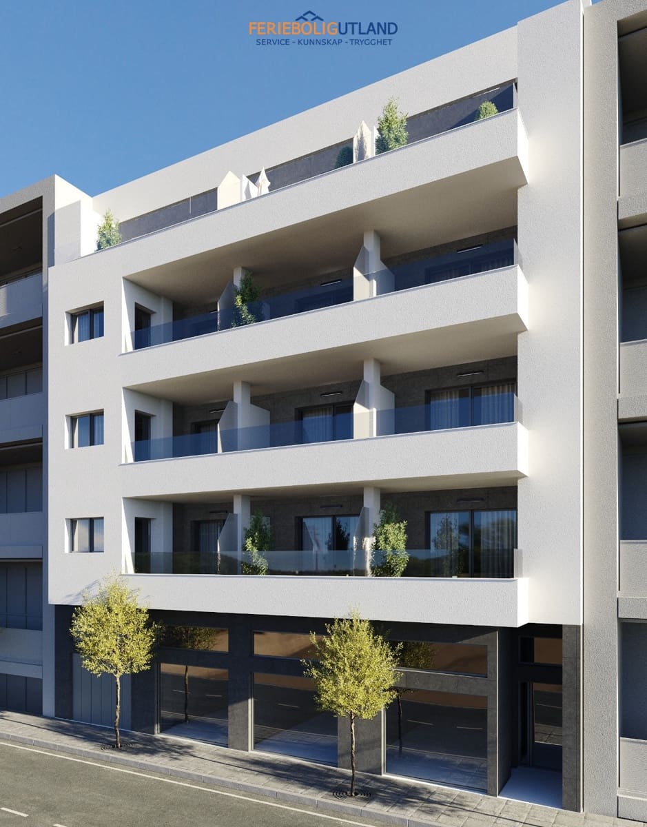 Apartamento de 3 habitaciones en Torrevieja en venta con piscina - 329.000 € (Ref: 10006989)