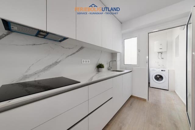 3 soverom Leilighet til salgs i Las Piscinas Naturales, Torrevieja - € 249 900 (Ref: 10006994)