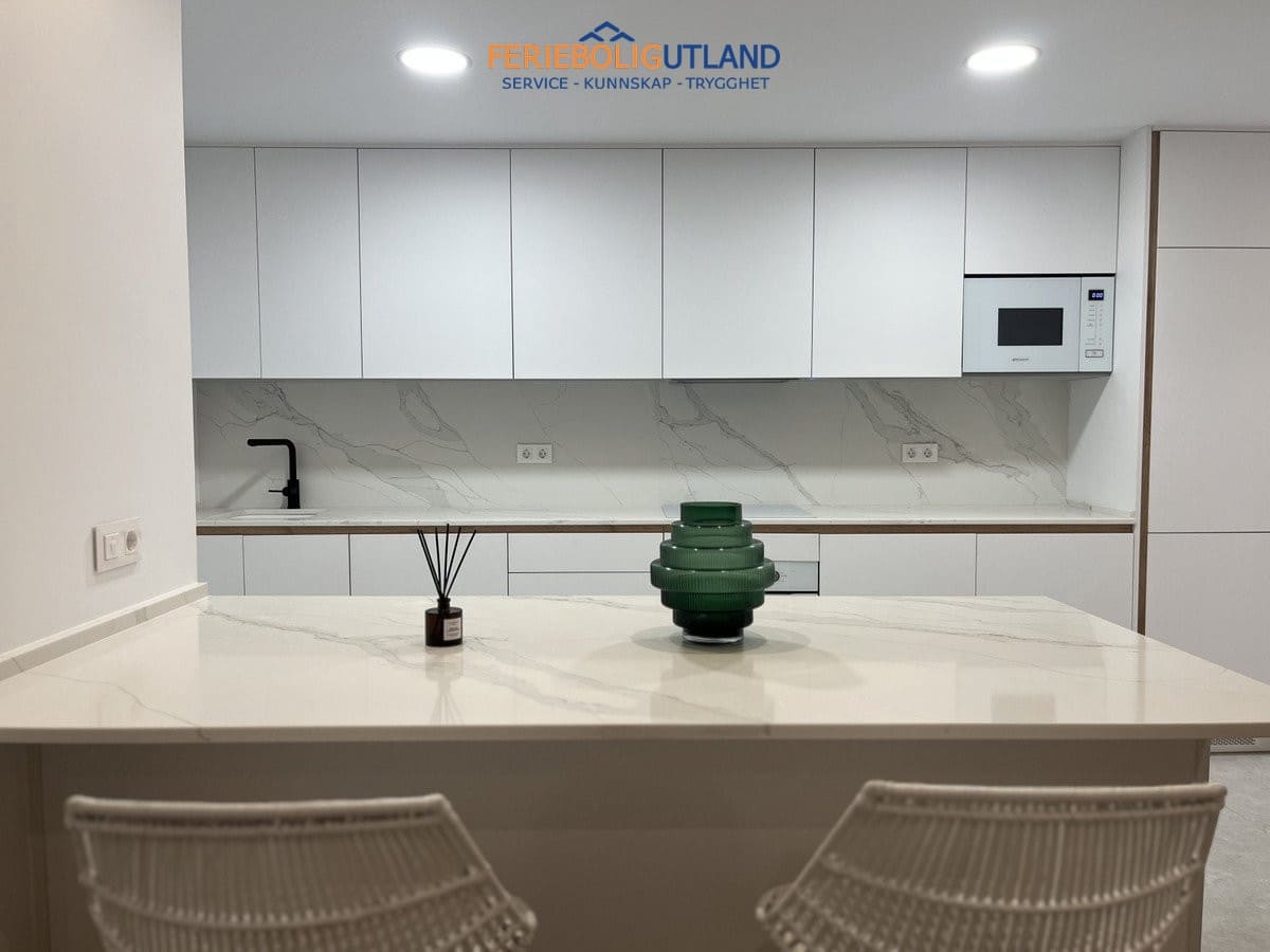 3 chambre Appartement à vendre à Torrevieja avec piscine garage - 370 000 € (Ref: 10006995)