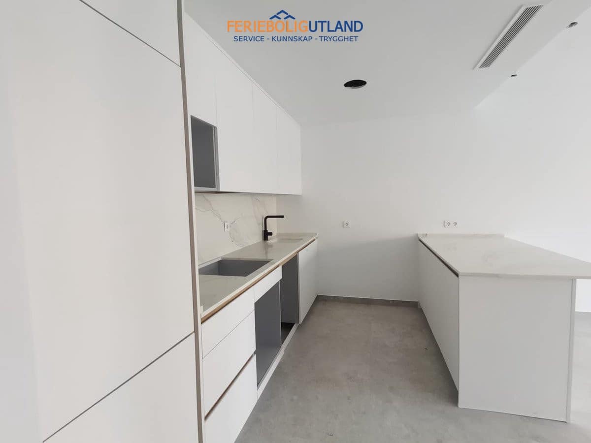 3 chambre Appartement à vendre à Torrevieja avec piscine garage - 370 000 € (Ref: 10006995)
