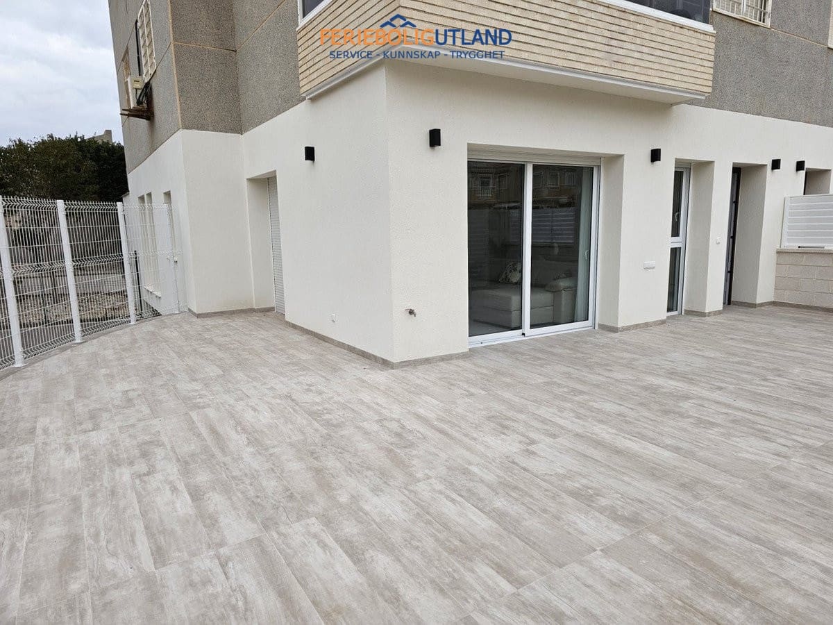 3 chambre Appartement à vendre à Torrevieja avec piscine garage - 370 000 € (Ref: 10006995)