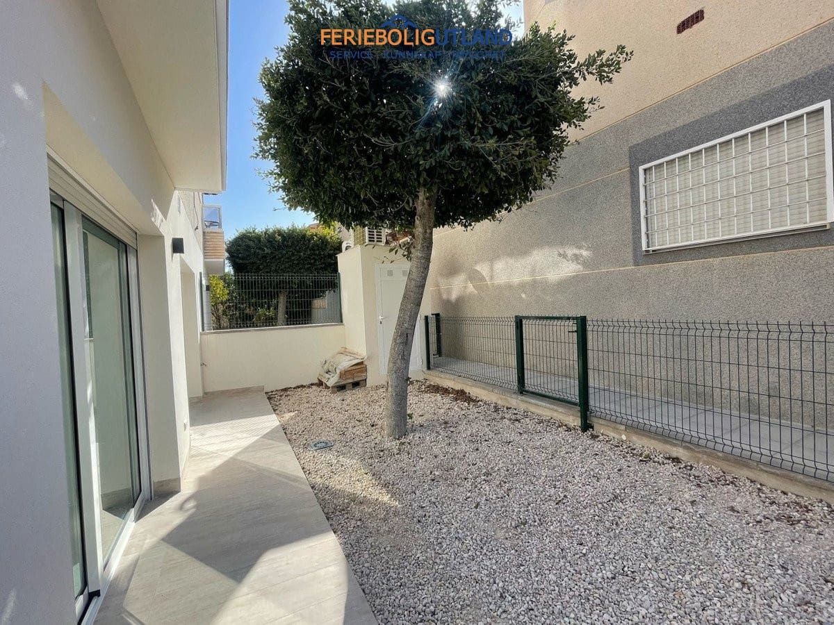 3 chambre Appartement à vendre à Torrevieja avec piscine garage - 370 000 € (Ref: 10006995)