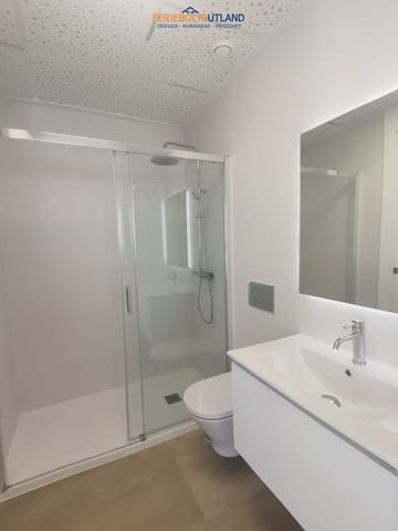 2 bedroom Penthouse for sale in Playa de los Locos, Torrevieja with pool - € 459,000 (Ref: 10006996)
